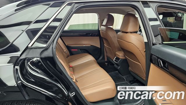 Hyundai Grandeur (GN7) 2,5 Gasoline 2WD Exclusive 2023 — фото 11