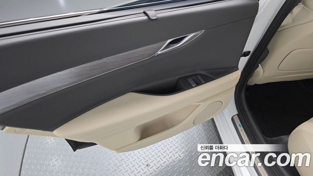 Genesis G80 (RG3) Gasoline 3.5 Turbo AWD 2024 — фото 25