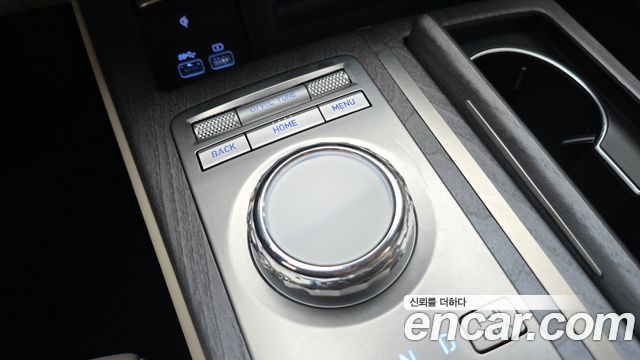 Genesis G80 (RG3) Gasoline 3.5 Turbo AWD 2024 — фото 34