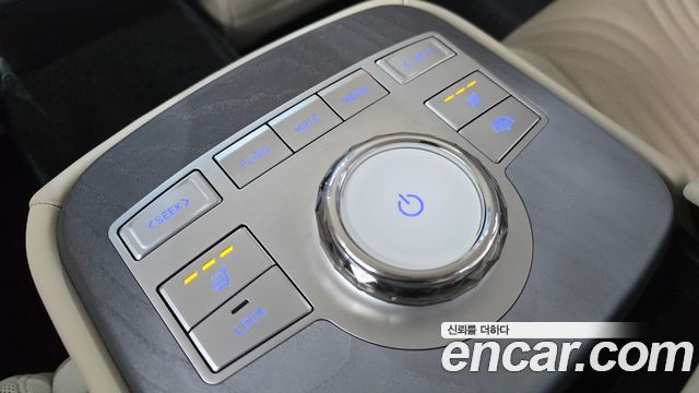 Genesis G80 (RG3) Gasoline 3.5 Turbo AWD 2024 — фото 35