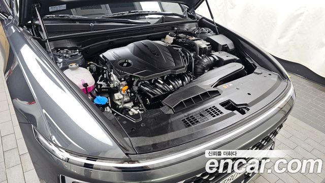 Hyundai Grandeur (GN7) 2,5 Gasoline 2WD Exclusive 2023 — фото 6