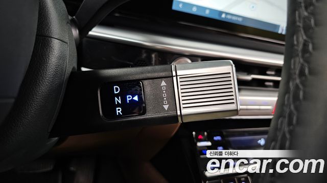 Hyundai Grandeur (GN7) 2,5 Gasoline 2WD Exclusive 2023 — фото 9