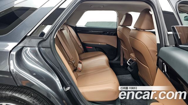 Hyundai Grandeur (GN7) 2,5 Gasoline 2WD Exclusive 2023 — фото 12