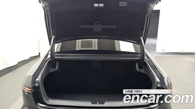 Hyundai Grandeur (GN7) 2,5 Gasoline 2WD Exclusive 2023 — фото 20