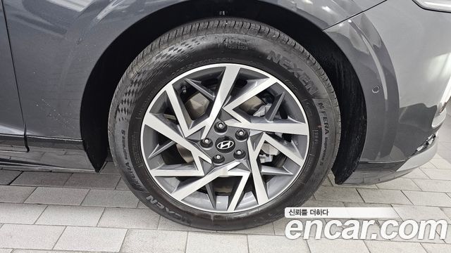 Hyundai Grandeur (GN7) 2,5 Gasoline 2WD Exclusive 2023 — фото 21