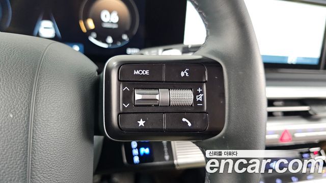 Hyundai Grandeur (GN7) 2,5 Gasoline 2WD Exclusive 2023 — фото 32