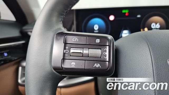 Hyundai Grandeur (GN7) 2,5 Gasoline 2WD Exclusive 2023 — фото 33
