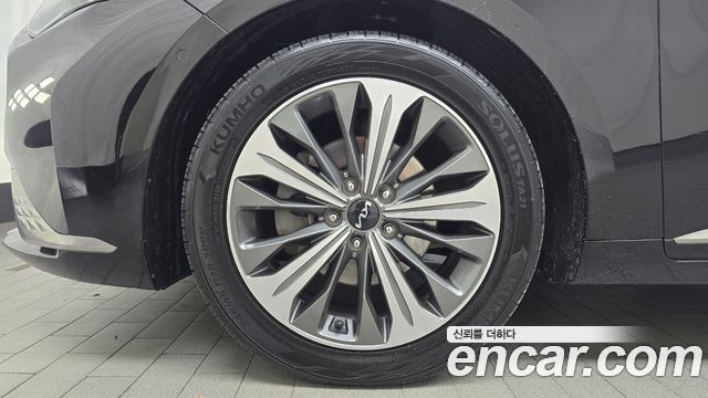 Kia K8 Hybrid Noblesse 2022 — фото 5