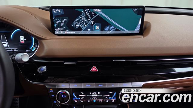 Genesis G80 (RG3) Gasoline 2.5 Turbo AWD 2022 — фото 12