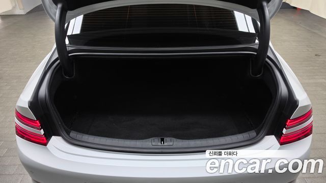 Genesis G80 (RG3) Gasoline 2.5 Turbo AWD 2022 — фото 18
