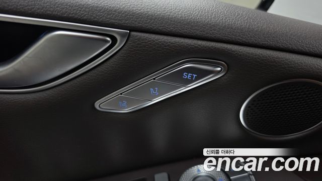 Genesis G80 (RG3) Gasoline 2.5 Turbo AWD 2022 — фото 29