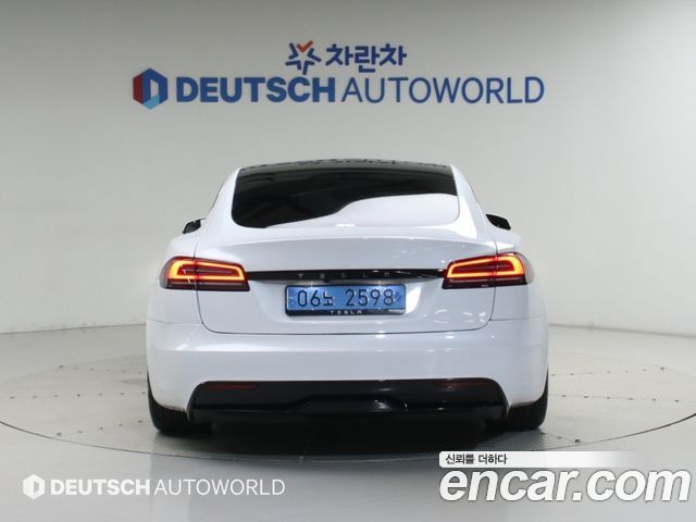 Tesla Model S AWD 2023 — фото 4