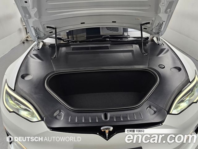 Tesla Model S AWD 2023 — фото 6