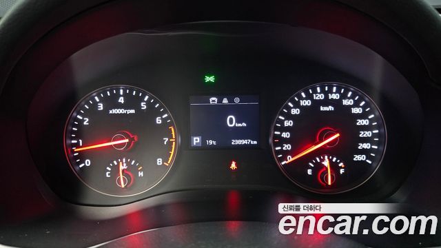Kia K7 3.0 LPI Luxury (Rental Car) 2016 — фото 8