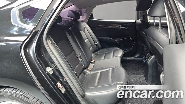 Kia K7 3.0 LPI Luxury (Rental Car) 2016 — фото 11