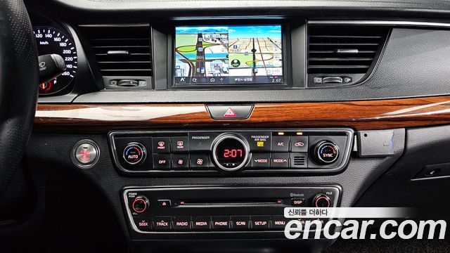 Kia K7 3.0 LPI Luxury (Rental Car) 2016 — фото 14