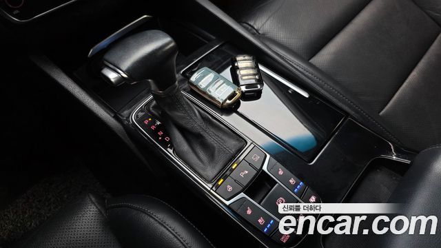 Kia K7 3.0 GDI Limited 2018 — фото 9