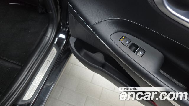 Hyundai Grandeur (IG) 3.0 Exclusive 2018 — фото 20