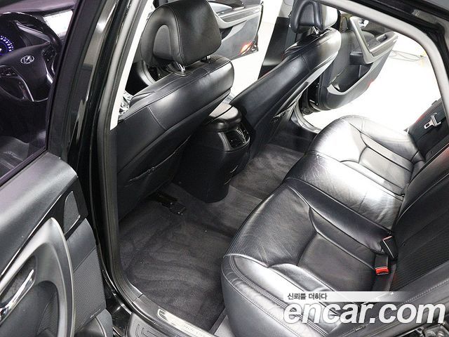 Hyundai Grandeur (HG) HG220 Diesel Modern 2015 — фото 15