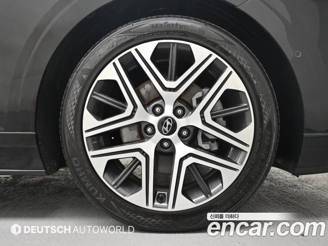 Hyundai Grandeur (GN7) 2,5 Gasoline 2WD Exclusive 2023 — фото 5