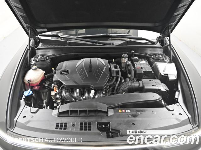 Hyundai Grandeur (GN7) 2,5 Gasoline 2WD Exclusive 2023 — фото 6