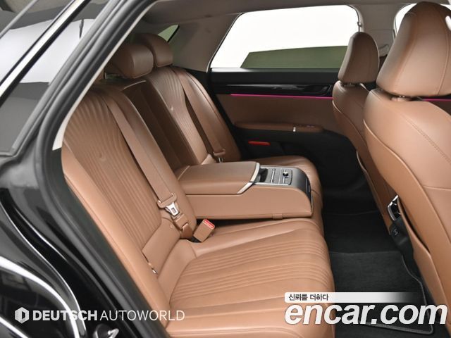Hyundai Grandeur (GN7) 2,5 Gasoline 2WD Exclusive 2023 — фото 16
