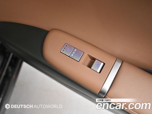 Hyundai Grandeur (GN7) 2,5 Gasoline 2WD Exclusive 2023 — фото 20