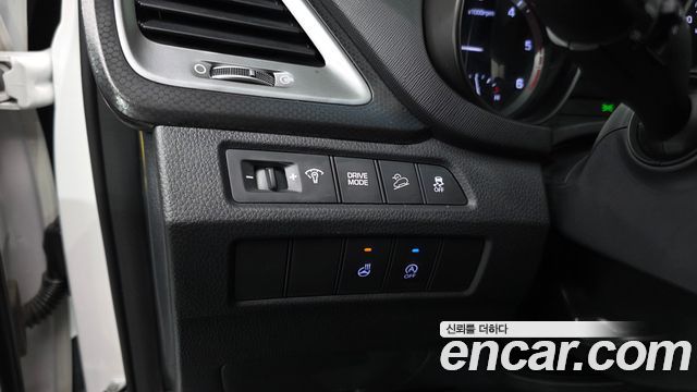 Hyundai Santa Fe The Prime Diesel 2.0 2WD Premium 2016 — фото 19