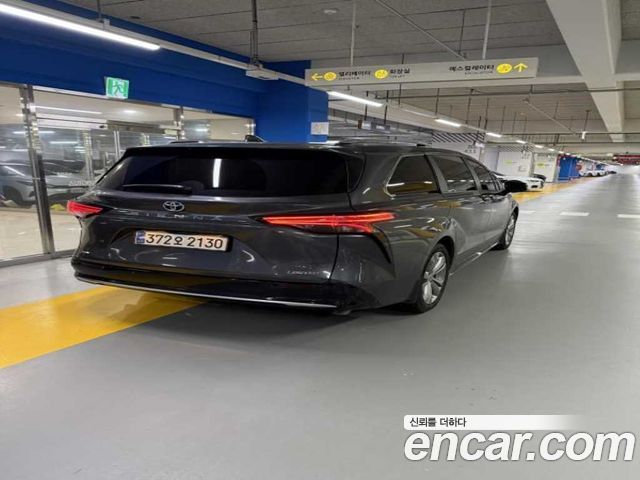 Toyota Sienna (IV) 2.5 Hybrid 2WD 2025 — фото 4