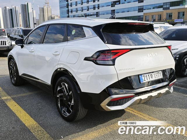 Kia Sportage (V) Diesel 2.0 2WD Prestige 2023 — фото 4