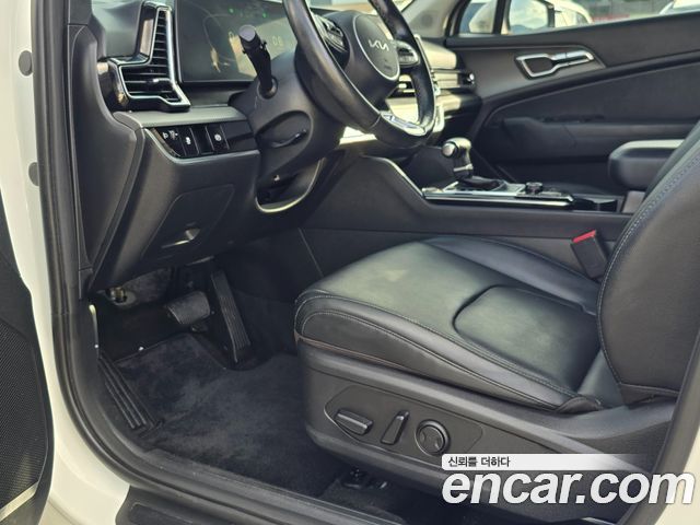 Kia Sportage (V) Diesel 2.0 2WD Prestige 2023 — фото 7
