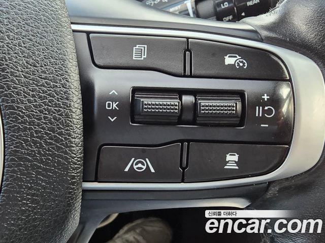 Kia Sportage (V) Diesel 2.0 2WD Prestige 2023 — фото 15