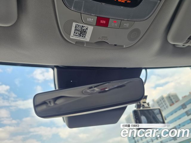 Kia Sportage (V) Diesel 2.0 2WD Prestige 2023 — фото 23