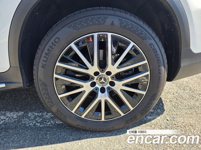 Mercedes-Benz GLC-Class (X253) GLC300e 4MATIC 2020 — фото 19