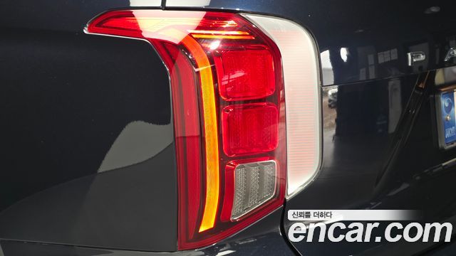 Hyundai Palisade Diesel 2.2 2WD Le Blanc 2024 — фото 23