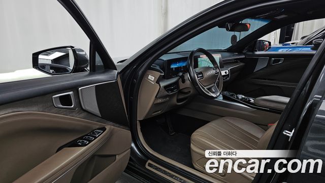 Kia K8 2.5 Gasoline 2WD Noblesse 2022 — фото 10