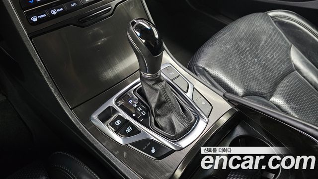 Hyundai Grandeur Hybrid (HG) Premium 2016 — фото 9