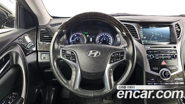 Hyundai Grandeur Hybrid (HG) Premium 2016 — фото 13