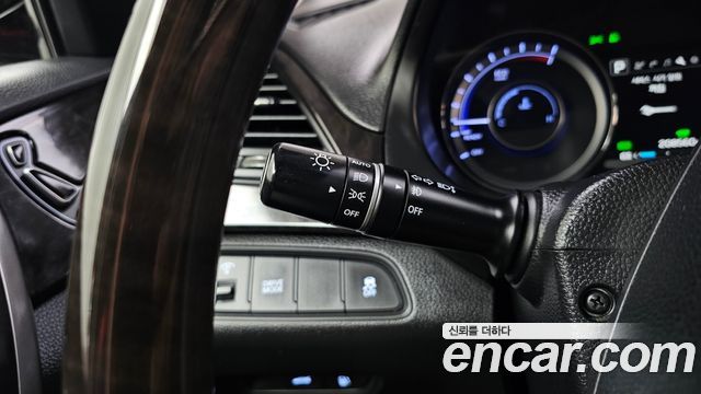 Hyundai Grandeur Hybrid (HG) Premium 2016 — фото 18