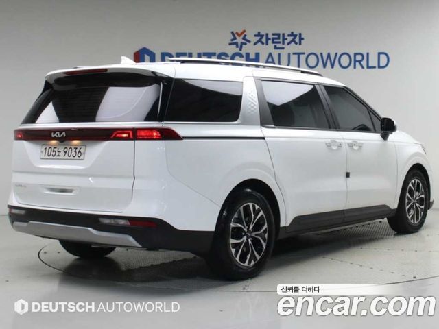 Kia Carnival (IV) Gasoline 9-Seater Prestige 2023 — фото 3