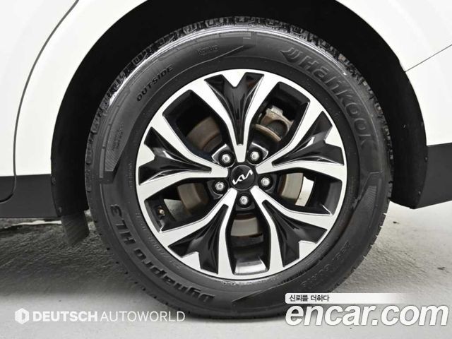 Kia Carnival (IV) Gasoline 9-Seater Prestige 2023 — фото 6