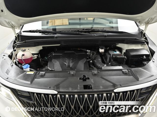 Kia Carnival (IV) Gasoline 9-Seater Prestige 2023 — фото 6