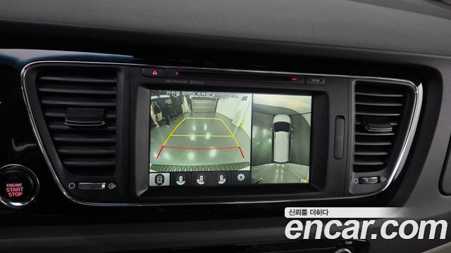 Kia Carnival 9-seater Noblesse 2016 — фото 15