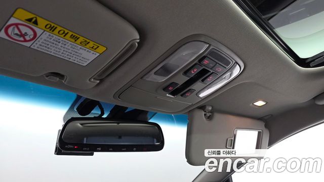 Kia Carnival 9-seater Noblesse 2016 — фото 19