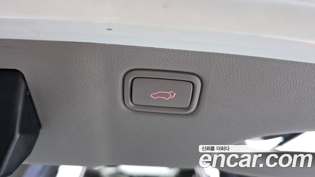Kia Carnival 9-seater Noblesse 2016 — фото 31