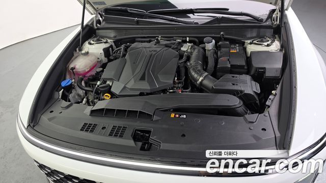 Hyundai Grandeur (GN7) 3.5 LPG 2WD (Taxi) Deluxe 2024 — фото 6