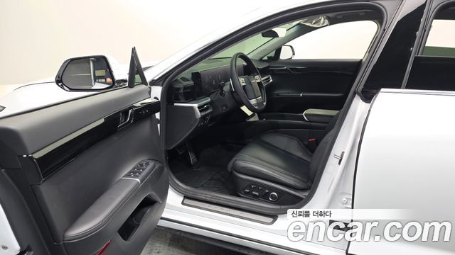 Hyundai Grandeur (GN7) 3.5 LPG 2WD (Taxi) Deluxe 2024 — фото 10