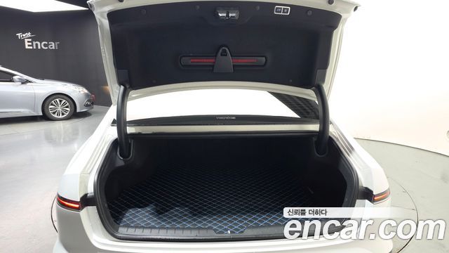 Hyundai Grandeur (GN7) 3.5 LPG 2WD (Taxi) Deluxe 2024 — фото 20