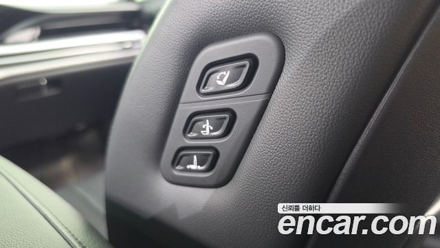 Hyundai Grandeur (GN7) 3.5 LPG 2WD (Taxi) Deluxe 2024 — фото 27
