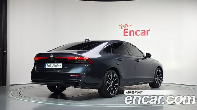 Honda Accord (XI) 2.0 Hybrid Touring 2023 — фото 2